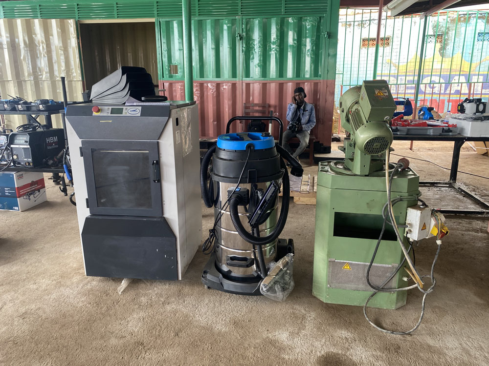 machines-gereedschappen-huur-iganga-verhuurwerkplaats-vakwerk-oeganda