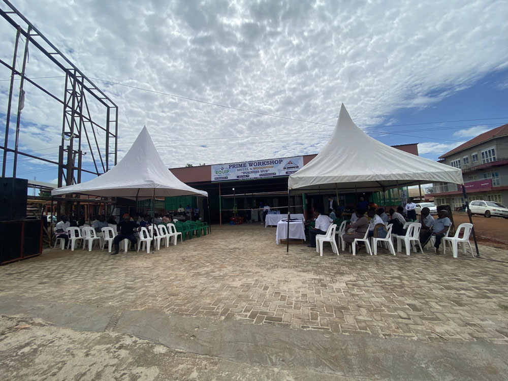 opening-verhuurwerkplaats-iganga-oeganda-prime-vocational-institute-2024